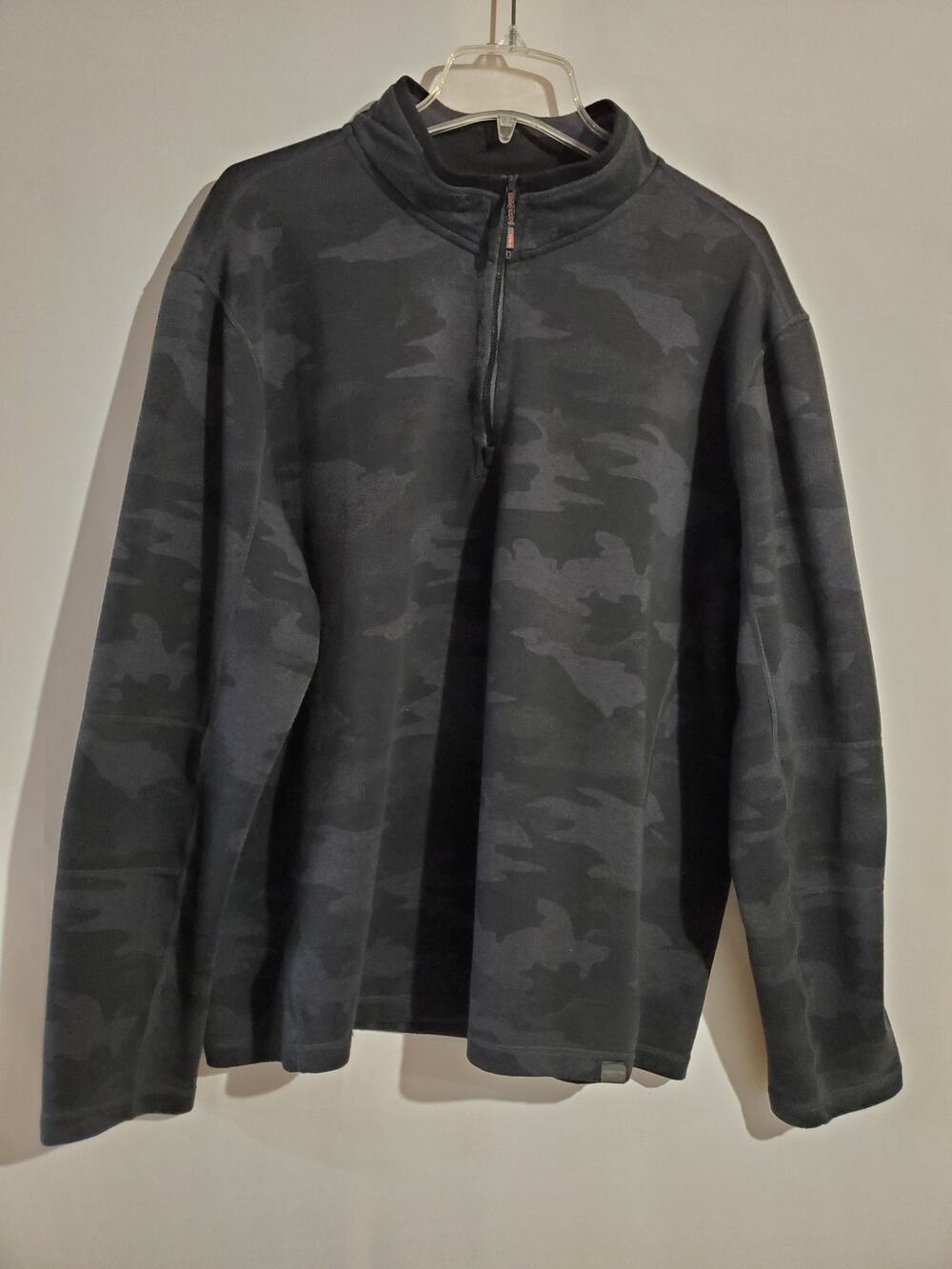Hawke & Co Camo Grey 1/4 Zip Mid Weight Pullover Mens Size XL Active Sweatshirt
